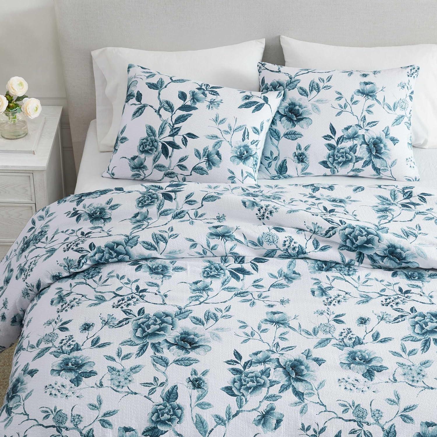 imageMartha Stewart Queen Duvet Cover Set Crisp amp Smooth Bedding with a Cotton Percale Lightweight Feel Reversible 3 Piece Bed Set with Matching Pillowcases Simple Scallop PinkVivian Floral Blue