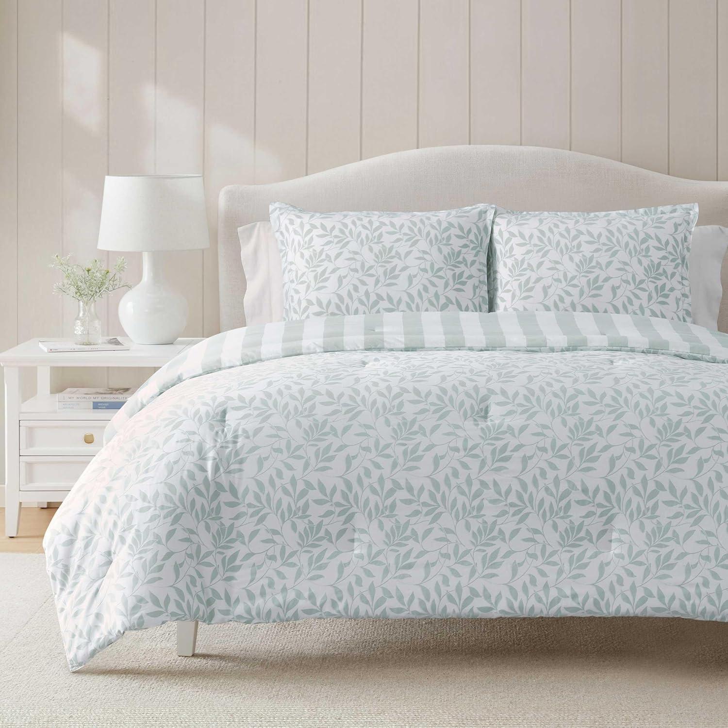 imageMartha Stewart Queen Duvet Cover Set Crisp amp Smooth Bedding with a Cotton Percale Lightweight Feel Reversible 3 Piece Bed Set with Matching Pillowcases Simple Scallop PinkCopper Vines Blue
