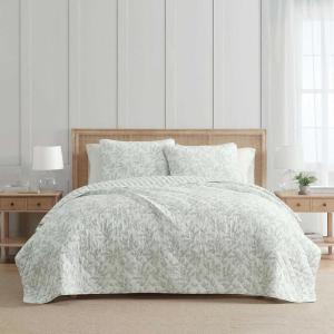 Martha Stewart – Queen Quilt Set, 100% Cotton Reversible Bedding Set, Incredibly Soft Feel for Year Round Comfort, 3 Piece Bed Set with Matching Pillowcases (Flower Block Print Blue)(Murray Leaves Green)