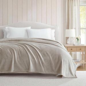 Martha Stewart – Queen Size Blanket, Ultra-Soft Plush Fleece Throw Blanket with Double-Needle Stitching, 350 GSM, Medium Weight Bedding for Bed or Couch (Bedford Solid Blue)(Bedford Solid Grey)