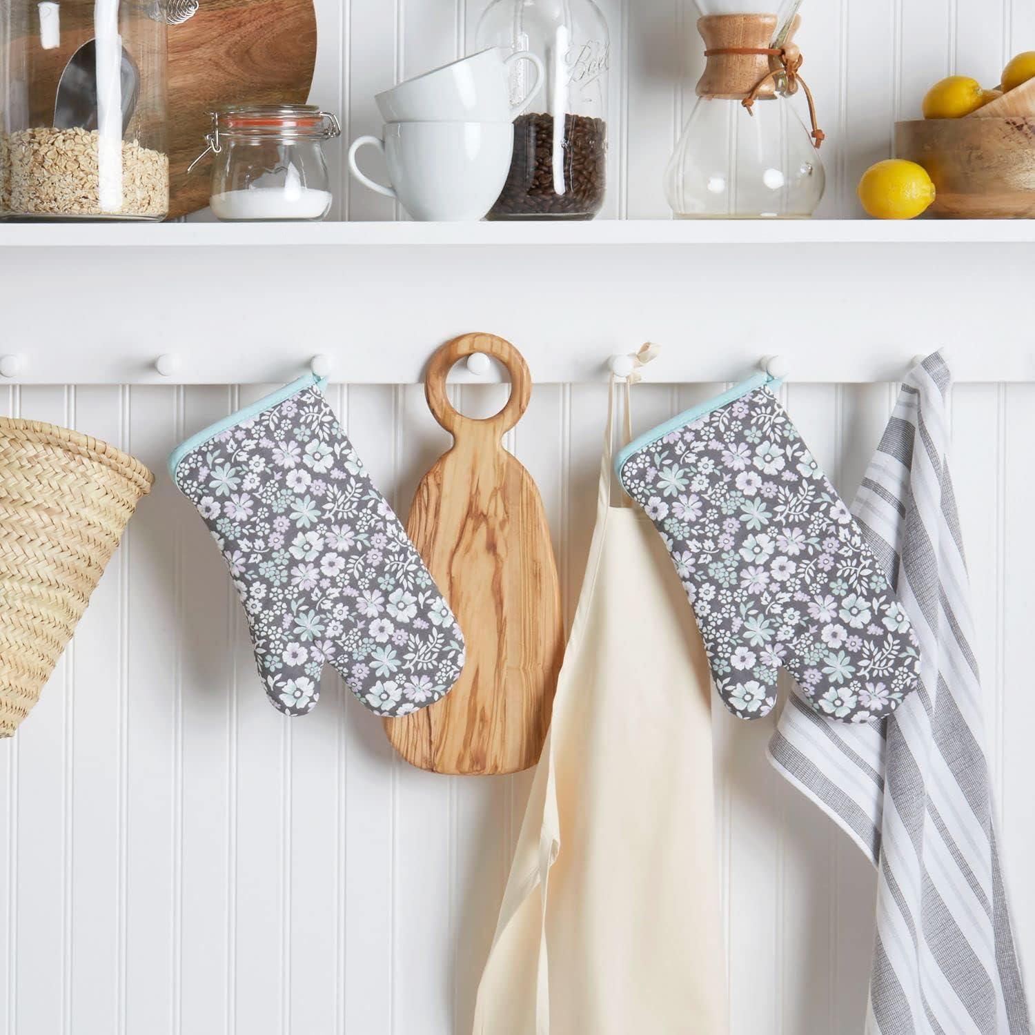 imageMartha Stewart Floral Vine Oven Mitt 2Pack Set Grey 7x13Ditsy Floral