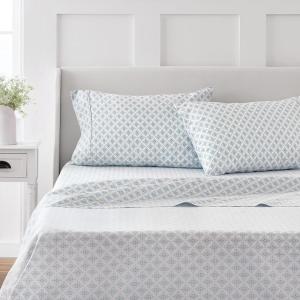 MARTHA STEWART 100% Cotton Full Size Sheet Set – 4 Piece, Soft, Smooth, Durable, Easy Care, 16″ Deep Pocket Sheets, Sateen Sheets, 1 Flat, 1 Fitted, 2 Pillowcases, Light Blue(Otto Geometric Light Blue)