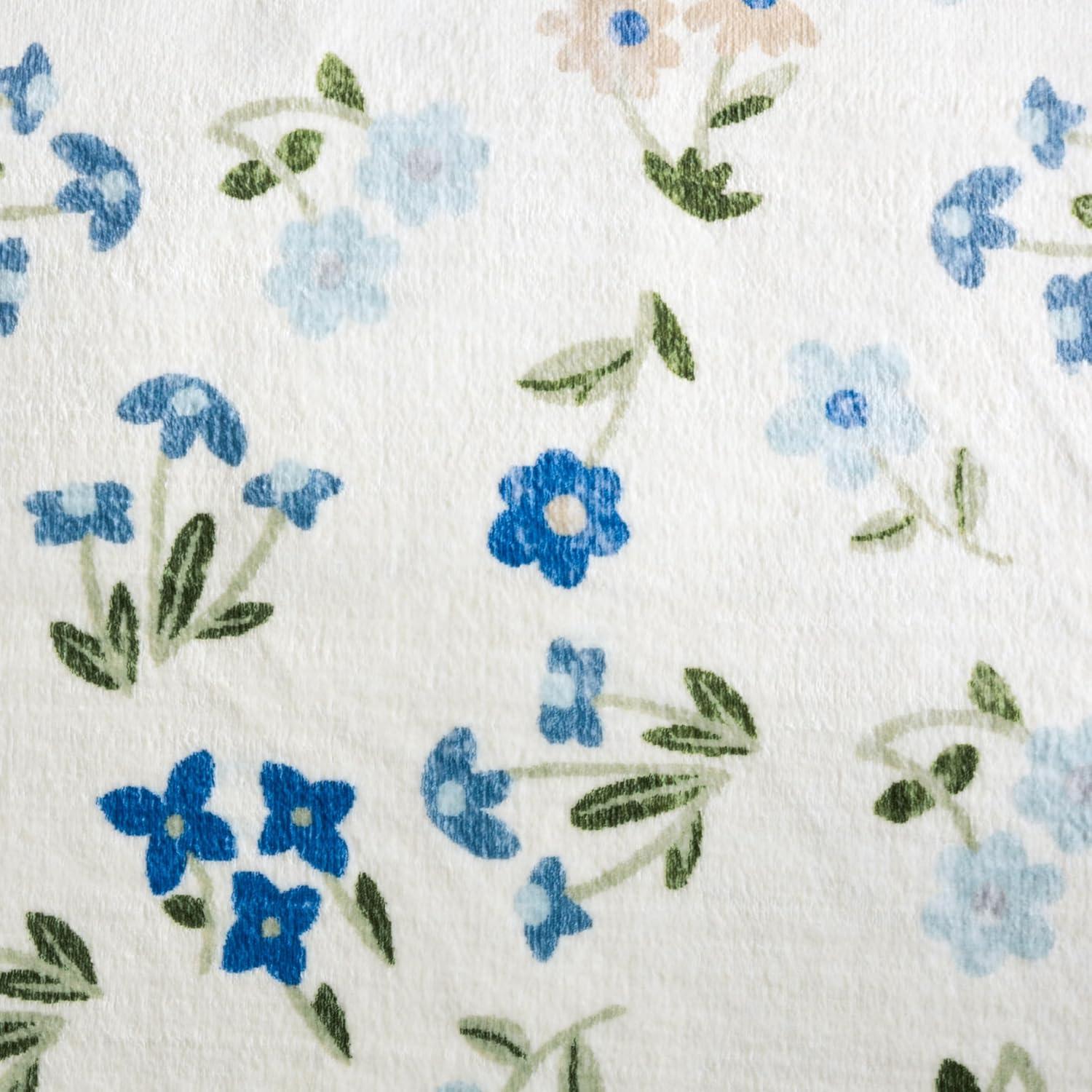 imageMartha Stewart x SAFAVIEH Machine Washable Area Rug Collection 5 x 8 Ivory amp Light Blue Slip Resistant amp Easy Cleaning Ideal for Ideal for Living Room Bedroom Dining Space MSRW198AIvoryLight Blue