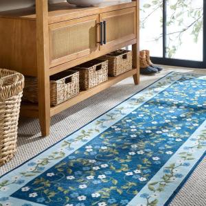 Martha Stewart x SAFAVIEH Machine Washable Area Rug Collection – 5′ x 8′, Rust & Gold, Slip Resistant & Easy Cleaning, Ideal for Ideal for Living Room, Bedroom, Dining Space (MSRW195Q)(Dark Blue/Light Blue)