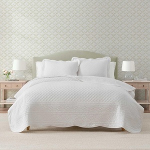 Martha Stewart – Queen Size Quilt Set, Soft & Smooth Sateen Bedding with a Light and Breathable Feel, 3 Piece Bed Set with Matching Pillowcases (Fern Embroidery Grey)(Vintage Scallop White)