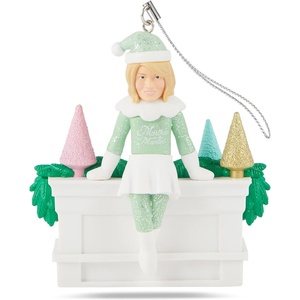 Martha Stewart Funny Christmas Ornaments for Adults – Martha on The Mantel Holiday Collectible Décor, Christmas Tree Decoration, Secret Santa Collectible(Green-3dd)