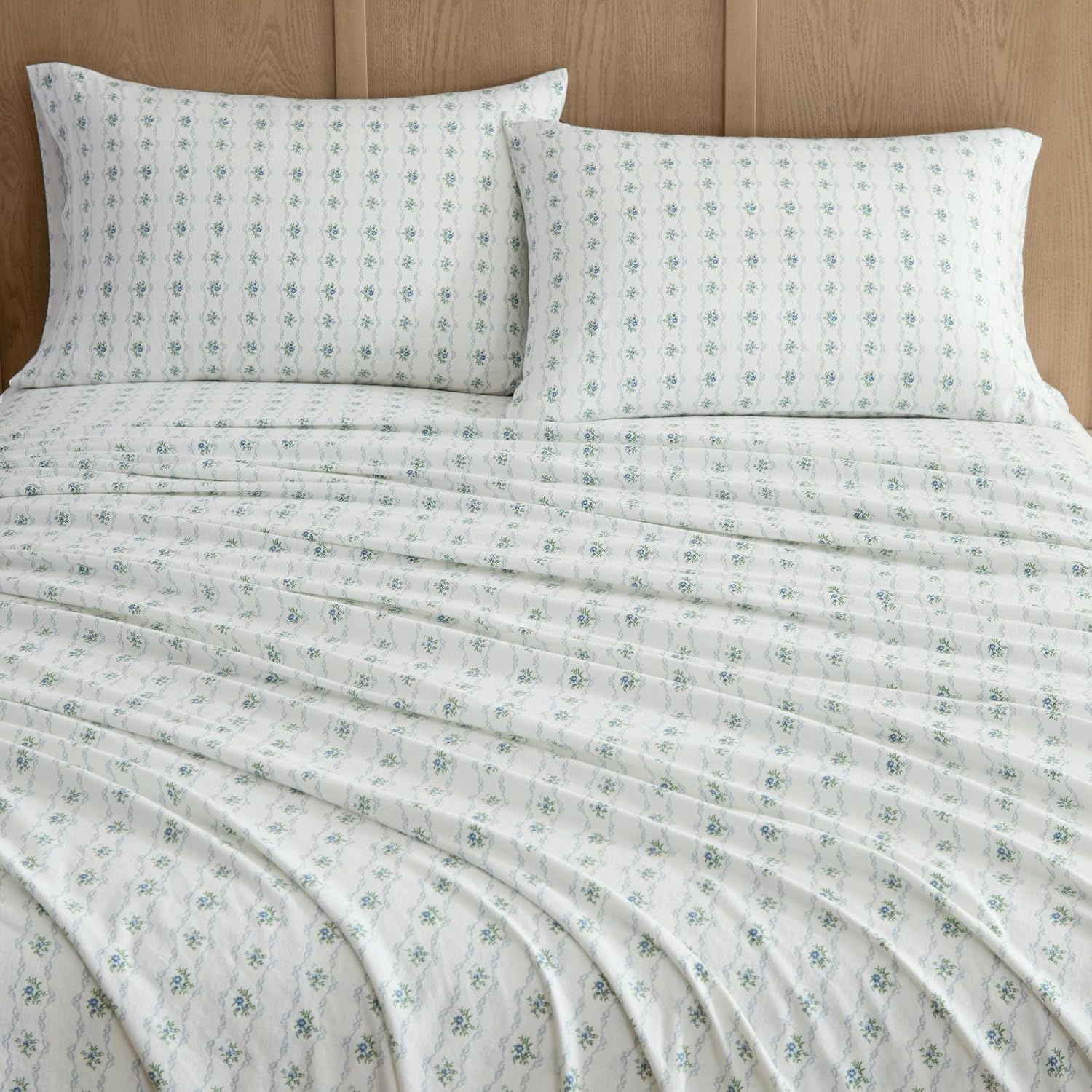 image:imageMartha Stewart Holiday Twin Cotton Flannel Sheet Set with PillowcaseVintage Rose Blue