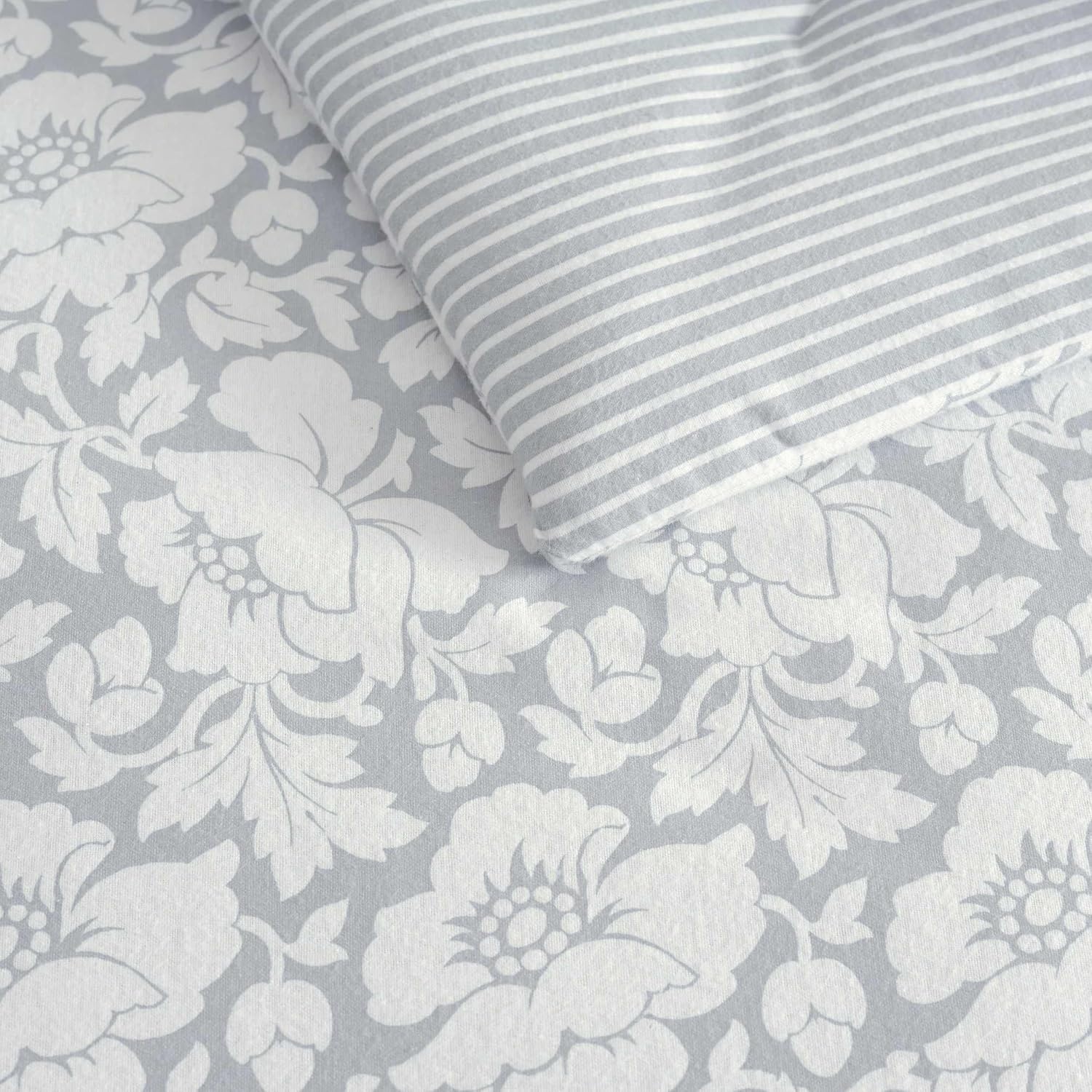 image:imageMartha Stewart Queen Comforter Set with Shams ReversibleCopper Floral Blue