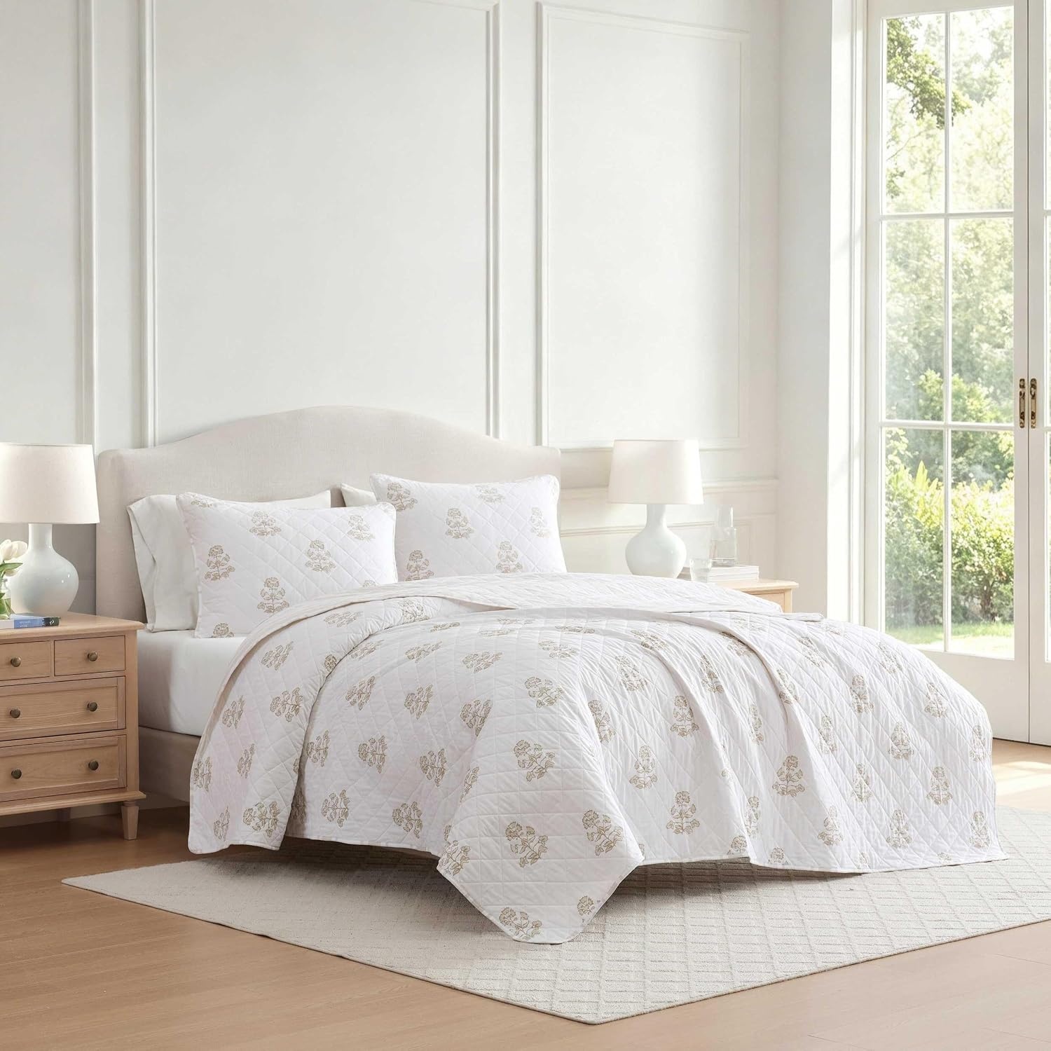 image:imageMartha Stewart Queen Quilt Set with Shams Reversible Floral BeddingFlower Block Beige