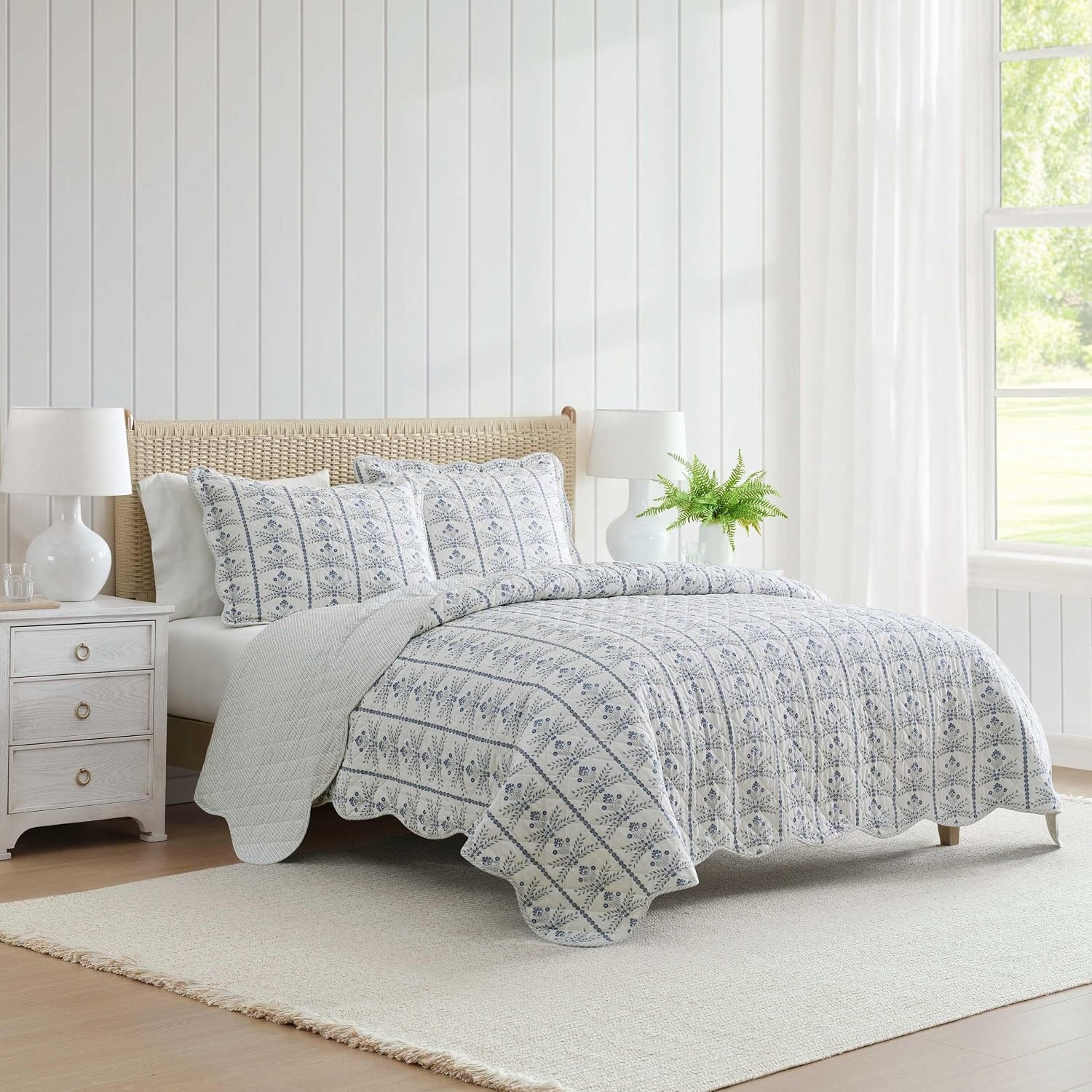 image:imageMartha Stewart Queen Quilt Set with Shams Reversible Floral BeddingWilla Penelope Blue